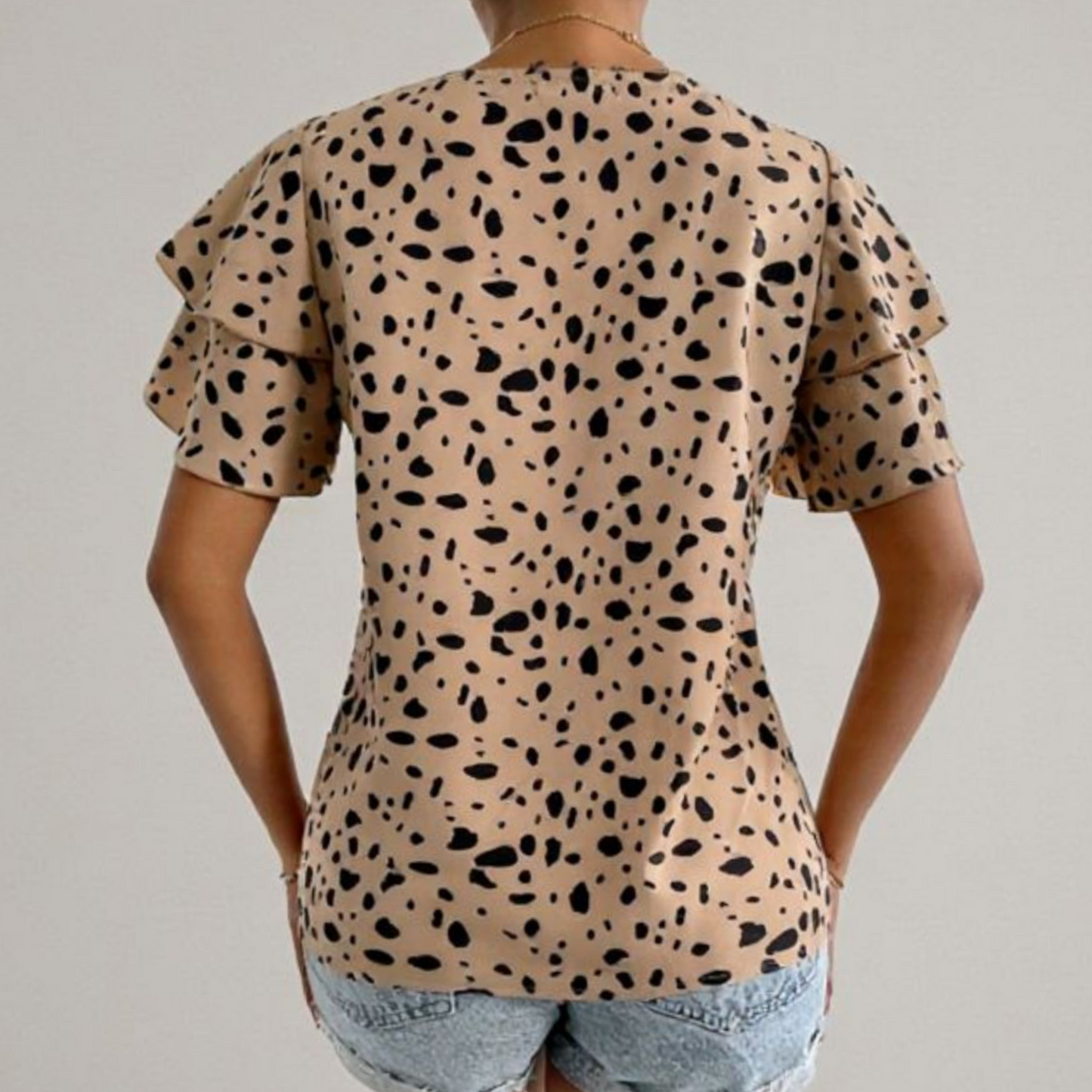 Women's Spotted Ruffle Sleeve Blouse